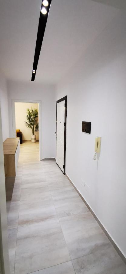 Lungomare Luxury Sea View Apartaments Avlonya Dış mekan fotoğraf