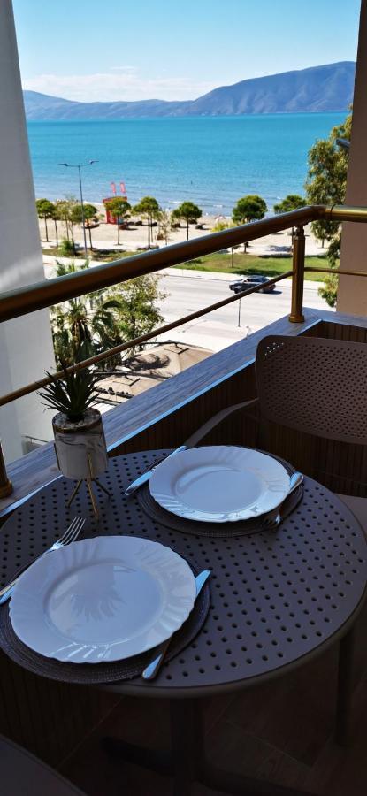 Lungomare Luxury Sea View Apartaments Avlonya Dış mekan fotoğraf